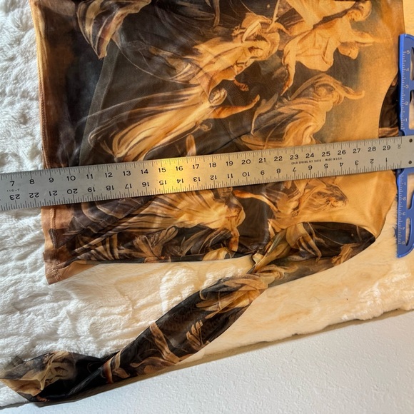 Heavenly Angel Print Long Sleeve Top Read - Picture 8 of 8